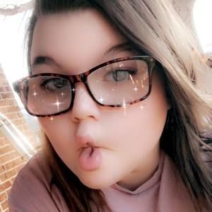 Meet your Posher, Olivia marie